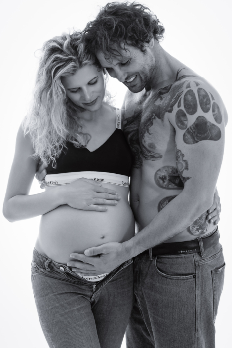 Fotograf Regensburg Babybauch Fotoshooting